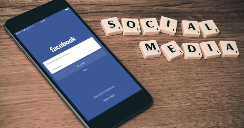 10 erreurs courantes en communication sur les réseaux sociaux à éviter